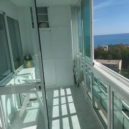 Carihuela Sea Views Apartment *
